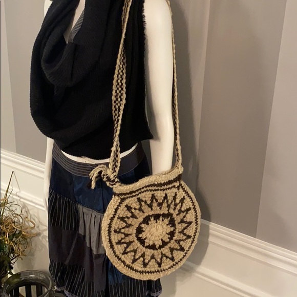 Handmade Wool SAC - Picture 2 of 5